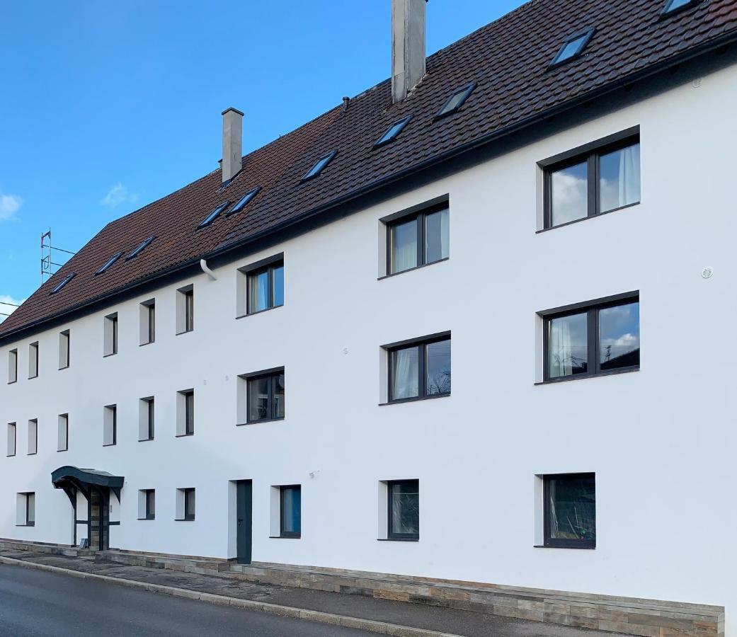 Hotel Gruener Baum à Schömberg Extérieur photo